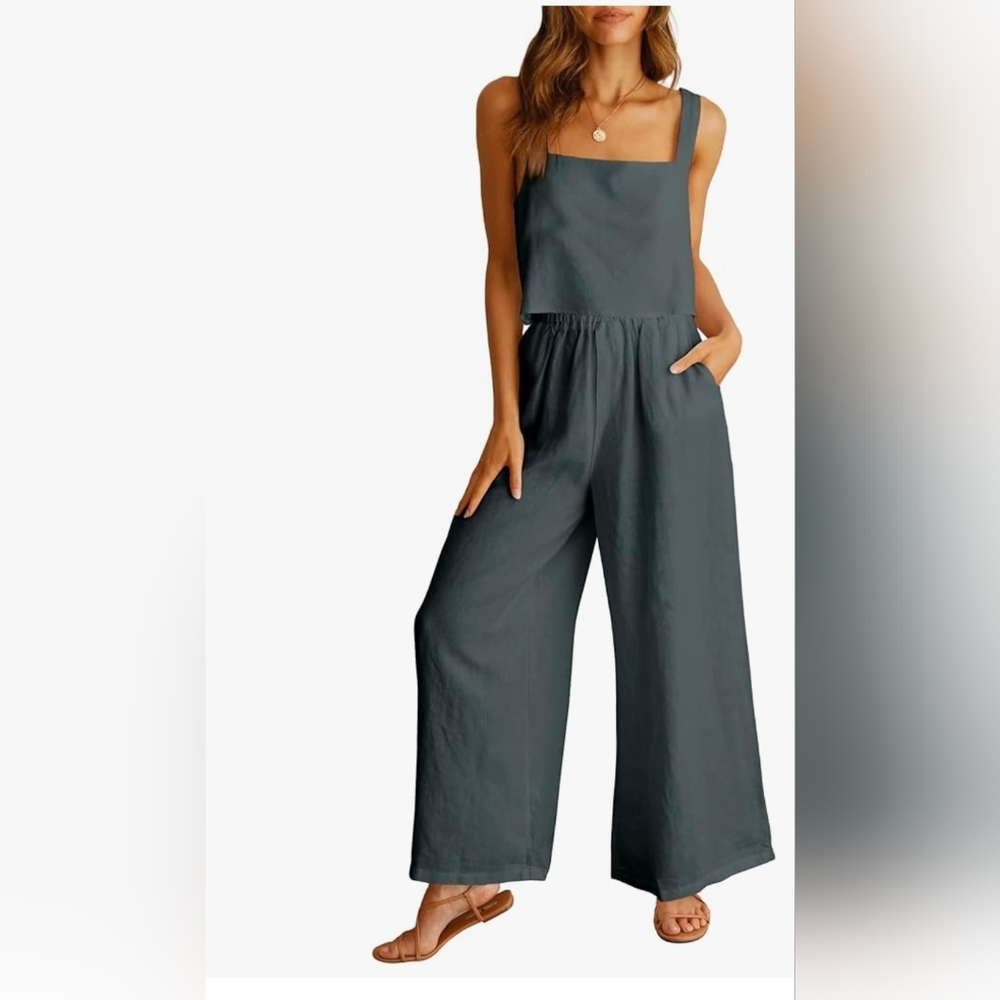 Wide-Leg Square-Neck Jumpsuit in Dark Gray